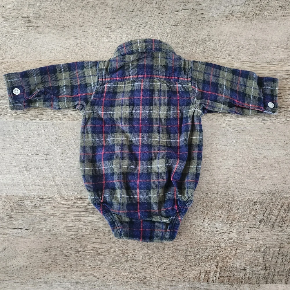 Carter's Seven Piece Baby Clothes Bundle Size NB